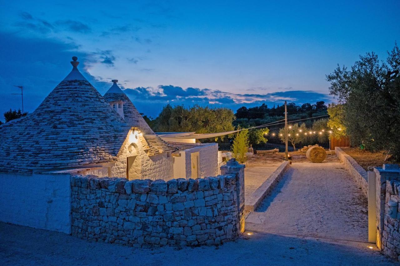 アルベロベッロ Il Trullo Della Rondininaヴィラ エクステリア 写真