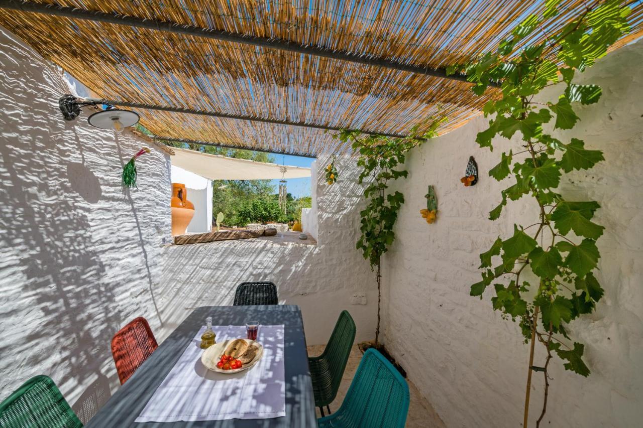 アルベロベッロ Il Trullo Della Rondininaヴィラ エクステリア 写真