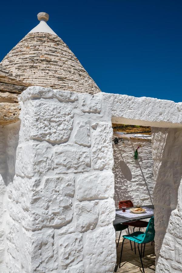 アルベロベッロ Il Trullo Della Rondininaヴィラ エクステリア 写真