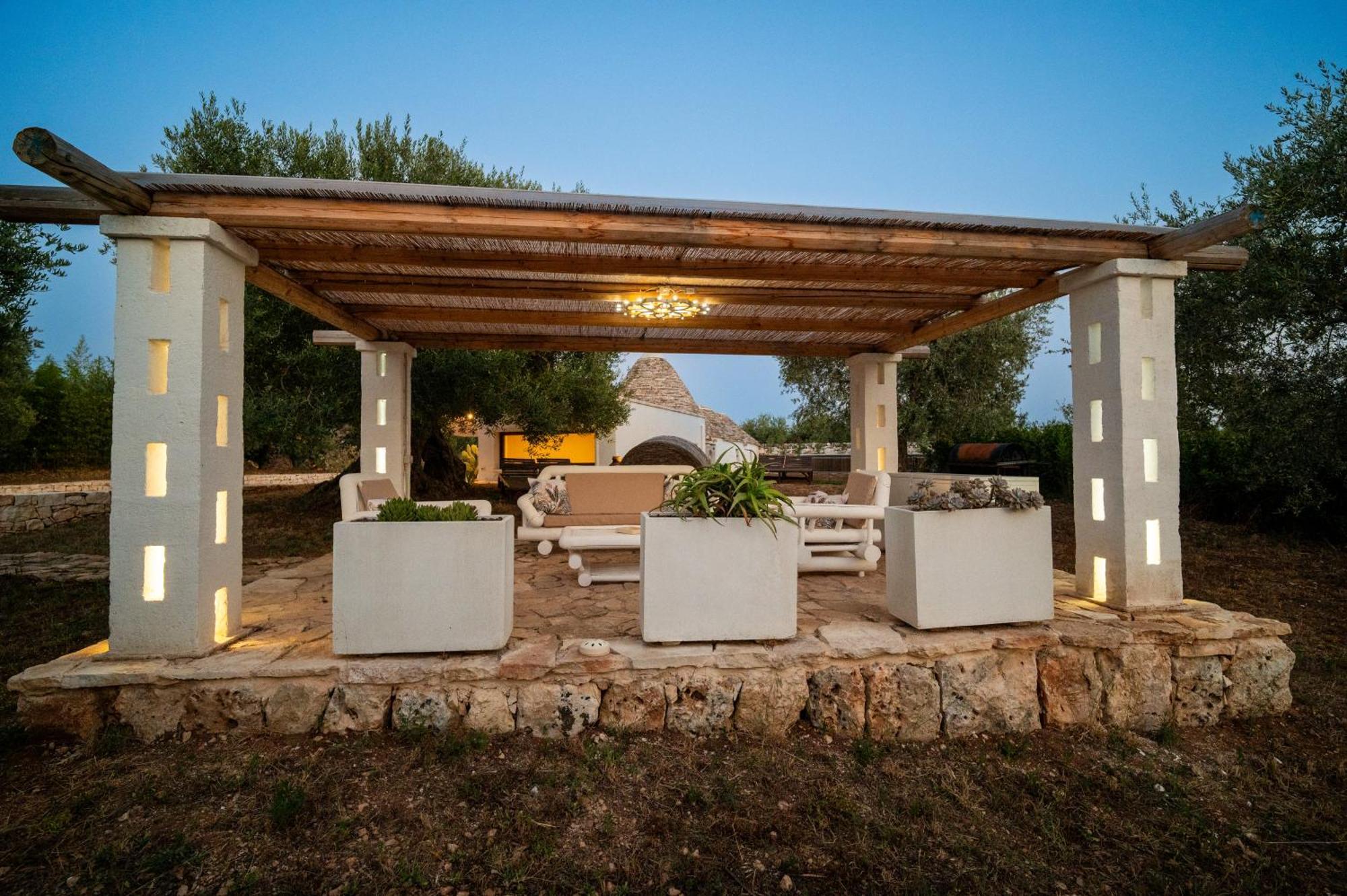 アルベロベッロ Il Trullo Della Rondininaヴィラ エクステリア 写真