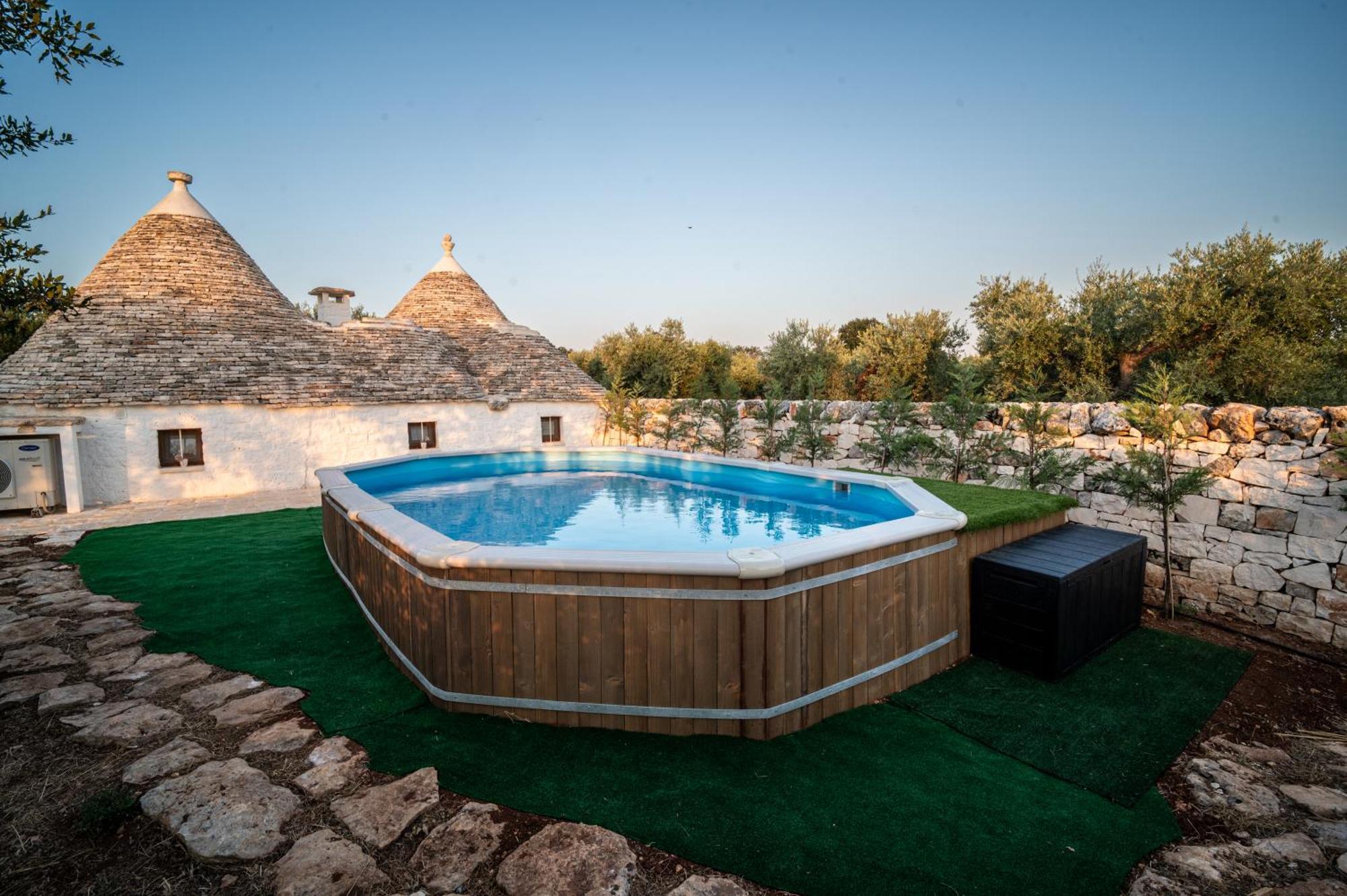 アルベロベッロ Il Trullo Della Rondininaヴィラ エクステリア 写真