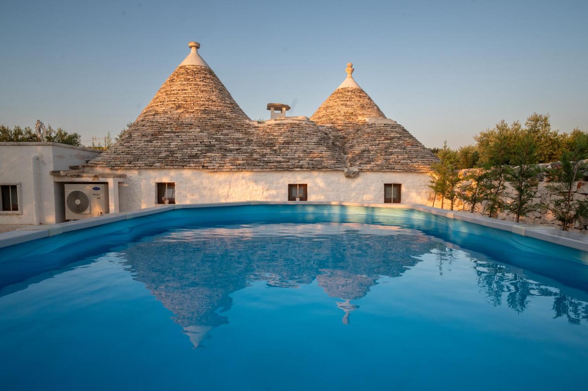 アルベロベッロ Il Trullo Della Rondininaヴィラ エクステリア 写真