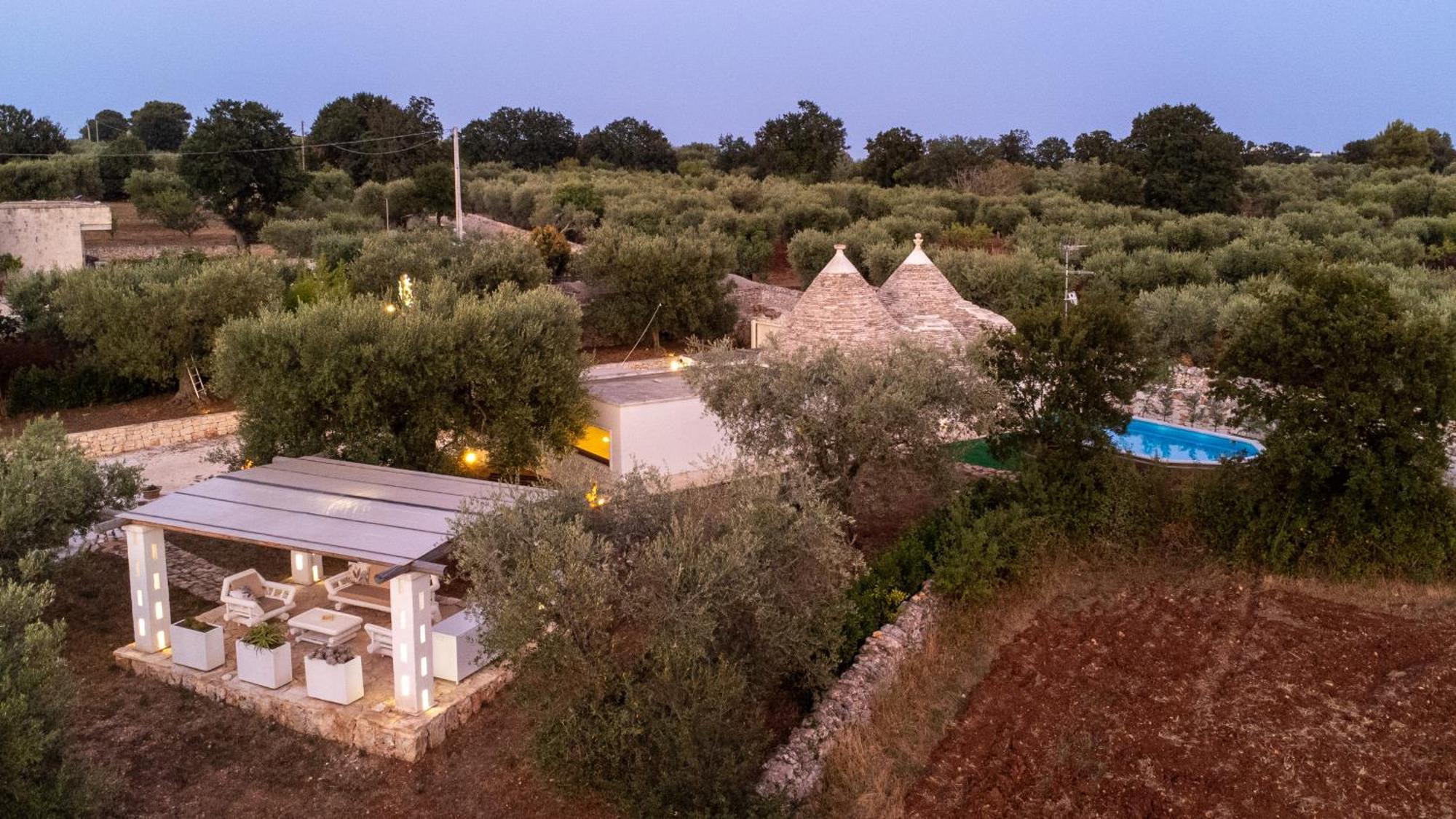 アルベロベッロ Il Trullo Della Rondininaヴィラ エクステリア 写真
