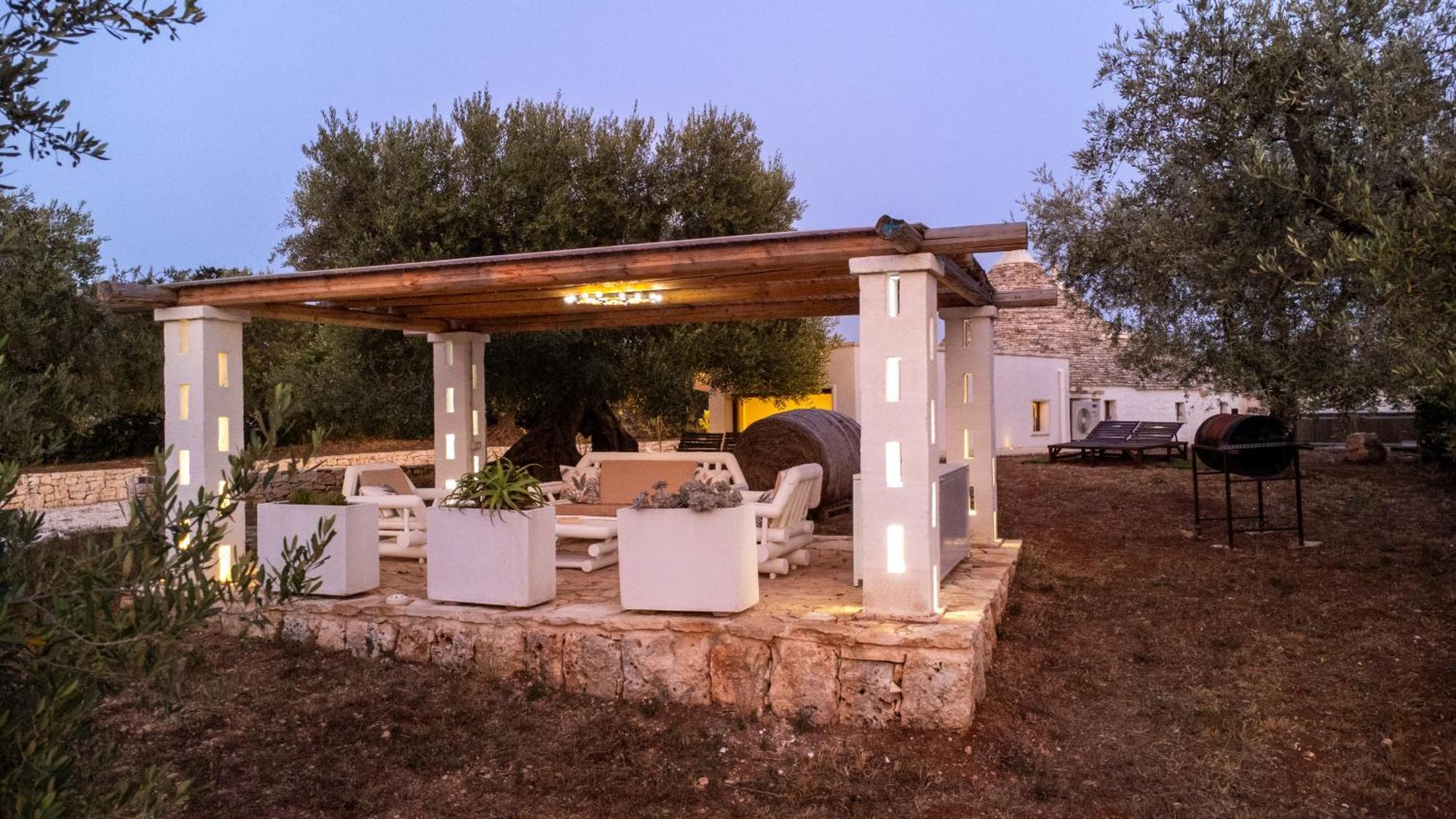 アルベロベッロ Il Trullo Della Rondininaヴィラ エクステリア 写真